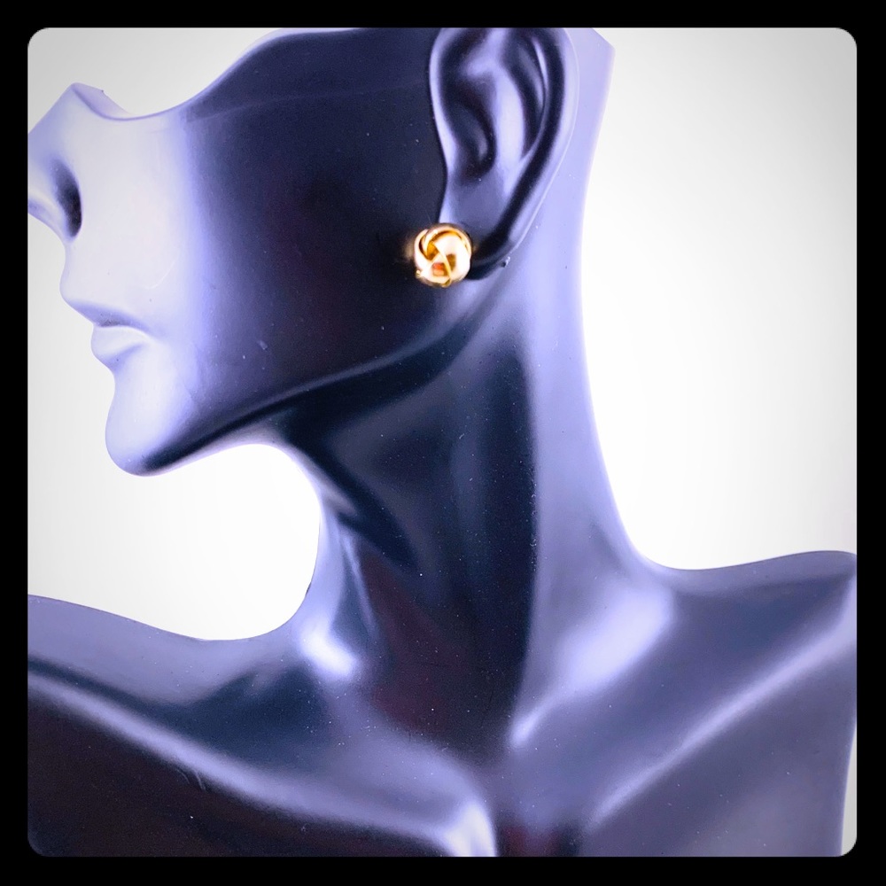 LOVE KNOT EARRINGS NWT - Picture 3 of 3